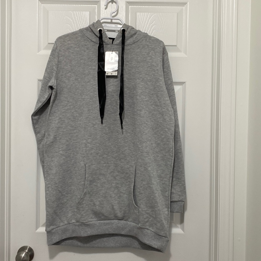 BNWT Stradivarius Gray Sweater Dress Hoodie - Medium